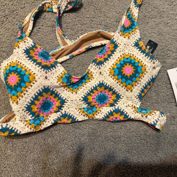 Hurley - Picture 1 of 3